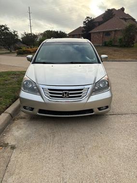 Gray 2009 Honda Odyssey Touring