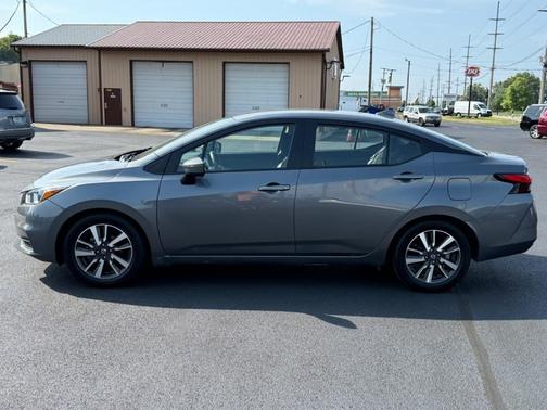 2021 Nissan Versa 1.6 SV