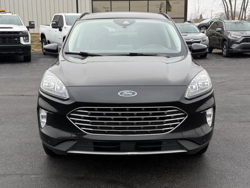 2021 Ford Escape PHEV Titanium