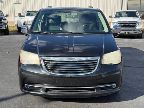 2012 Chrysler Town & Country Touring-L