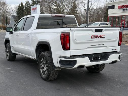 White 2022 GMC Sierra 1500 Limited AT4