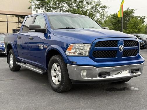 2015 RAM 1500 SLT