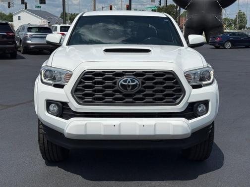 2020 Toyota Tacoma TRD Sport