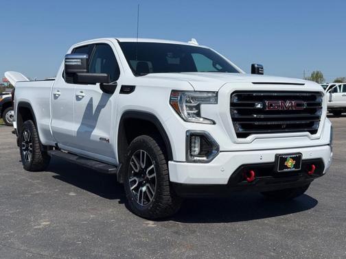 White 2020 GMC Sierra 1500 AT4