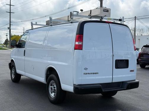 White 2022 GMC Savana 2500 Work Van