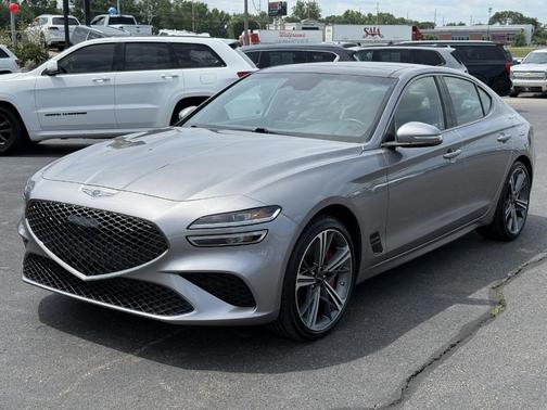 2024 Genesis G70 2.5T