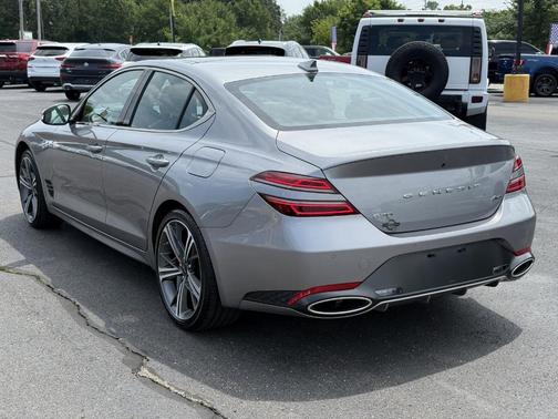 2024 Genesis G70 2.5T