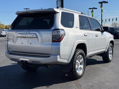 2022 Toyota 4Runner SR5 Premium