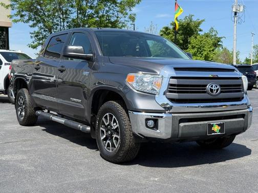 Gray 2015 Toyota Tundra SR5
