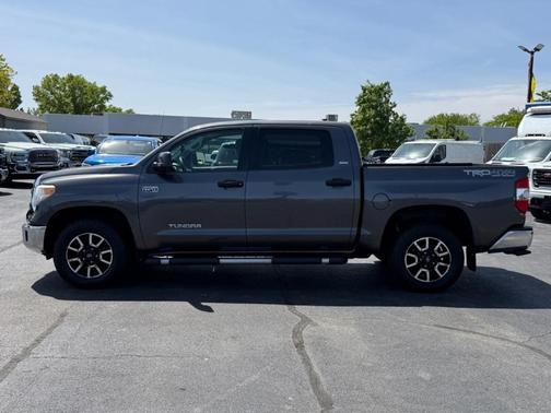 Gray 2015 Toyota Tundra SR5