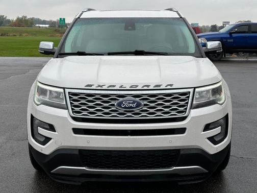 2017 Ford Explorer Platinum