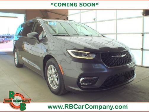 2022 Chrysler Pacifica Touring-L