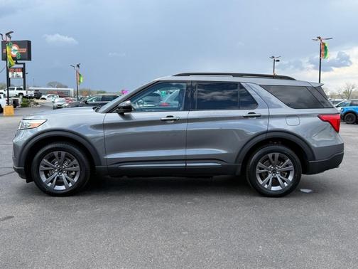Gray 2024 Ford Explorer XLT