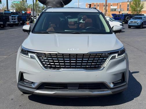 Silver 2024 Kia Carnival SX Prestige