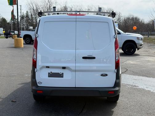 White 2015 Ford Transit Connect XL