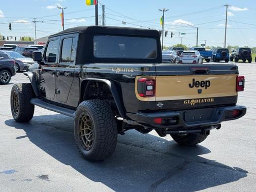 Black 2021 Jeep Gladiator Overland