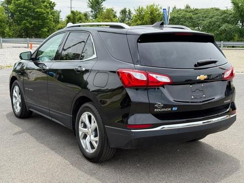 Mosaic Black Metallic 2019 Chevrolet Equinox Premier