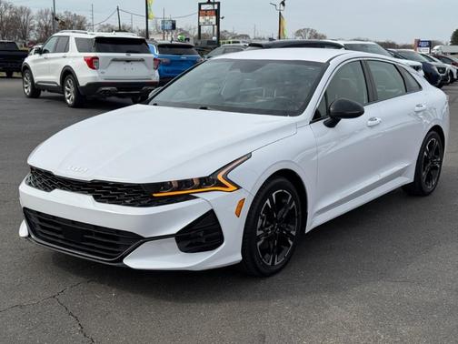 2024 Kia K5 GT-Line
