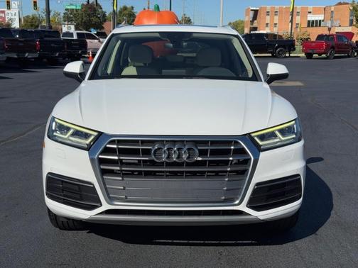 2018 Audi Q5 2.0T Premium Plus