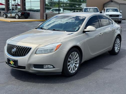 2012 Buick Regal Base