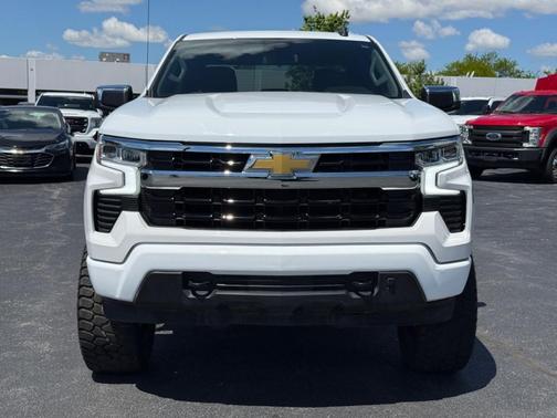 White 2025 Chevrolet Silverado 1500 LT