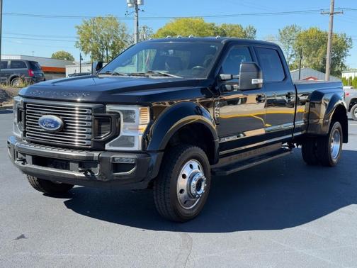 2022 Ford F-450 Lariat
