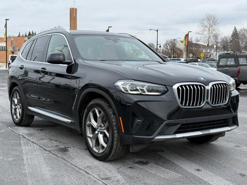 Black 2023 BMW X3 xDrive30i