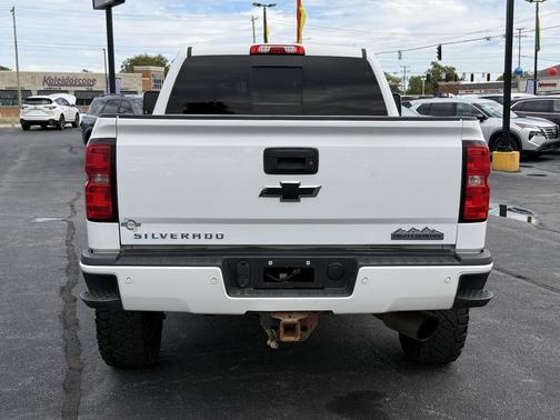 Summit White 2015 Chevrolet Silverado 2500 High Country
