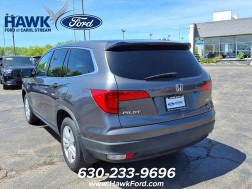 Gray 2016 Honda Pilot LX
