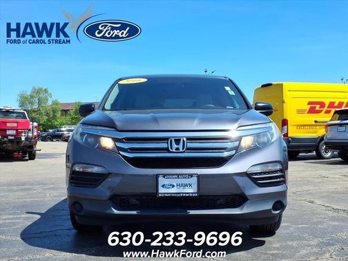 Gray 2016 Honda Pilot LX