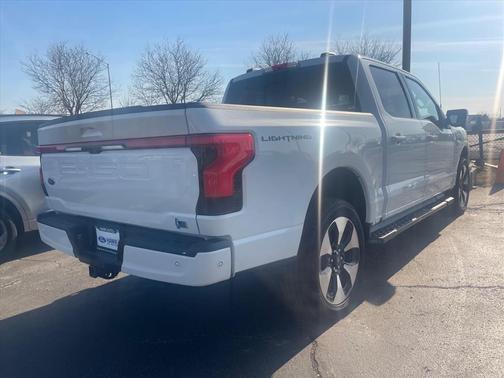 2022 Ford F-150 Lightning Platinum