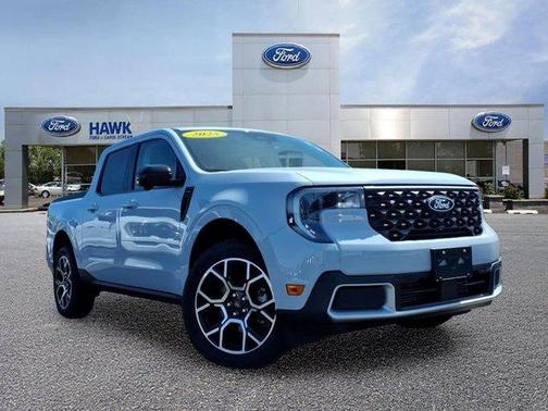 White Metallic 2025 Ford Maverick Lariat
