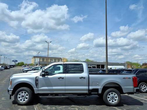 Silver Metallic 2024 Ford F-250 XLT