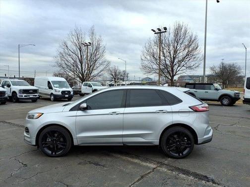 2019 Ford Edge ST
