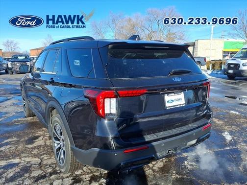 2025 Ford Explorer ST-Line