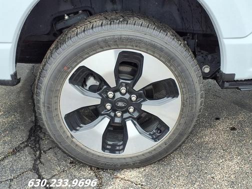 2024 Ford F-150 Lightning Platinum