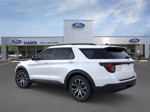 2025 Ford Explorer ST-Line