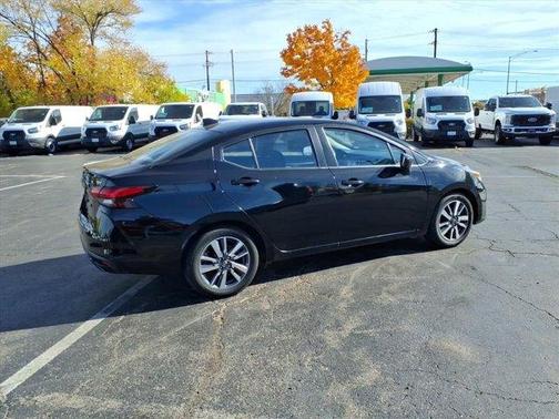 2023 Nissan Versa 1.6 SV