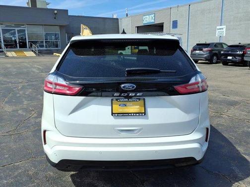 White Metallic 2024 Ford Edge ST Line