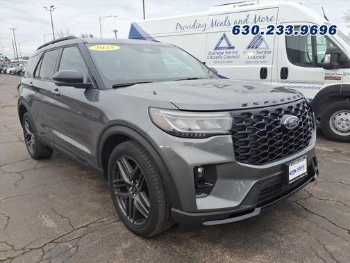 2025 Ford Explorer ST
