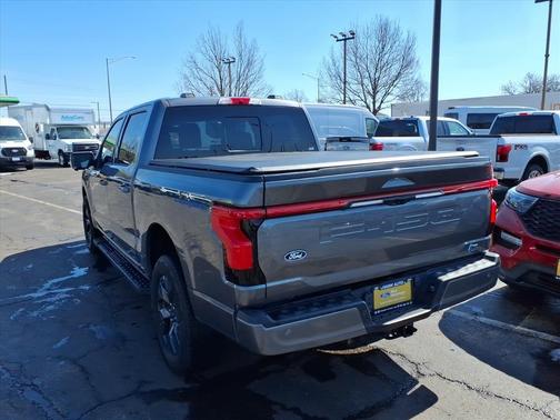 2025 Ford F-150 Lightning LARIAT