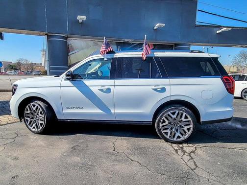 2025 Ford Expedition Platinum