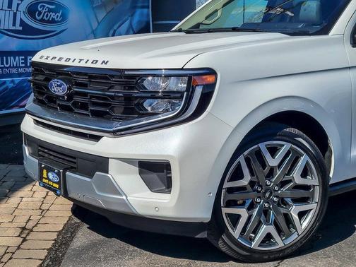 2025 Ford Expedition Platinum