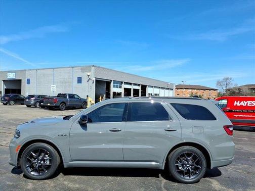 Destroyer Gray Clearcoat 2026 Dodge Durango GT Plus HEMI V8