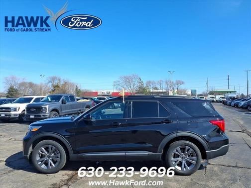 Black Metallic 2024 Ford Explorer XLT