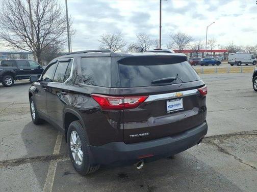 2021 Chevrolet Traverse LT Cloth