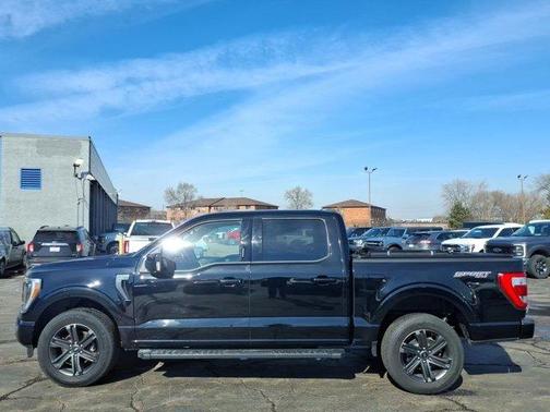 Black Metallic 2022 Ford F-150 Lariat