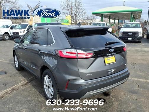 Gray Metallic 2024 Ford Edge SEL