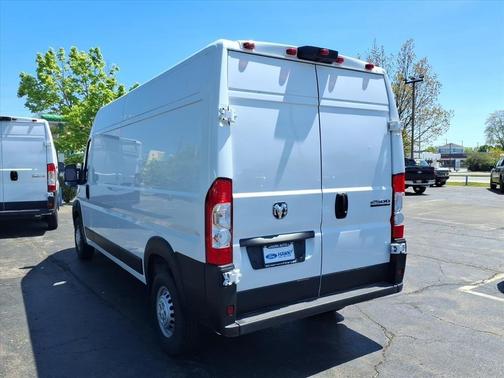 Bright White Clearcoat 2025 RAM ProMaster 2500 High Roof