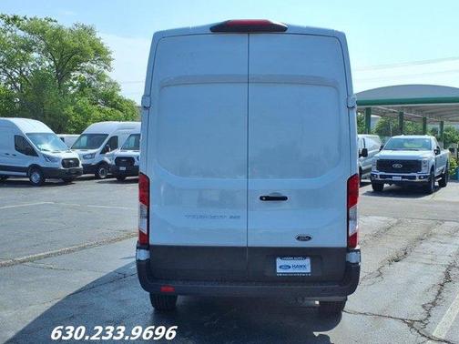 2022 Ford Transit-250 Base